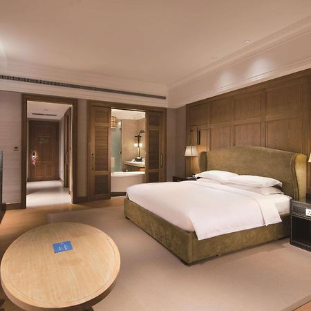 Hilton Wenan Hotel Lang Phường Ngoại thất bức ảnh