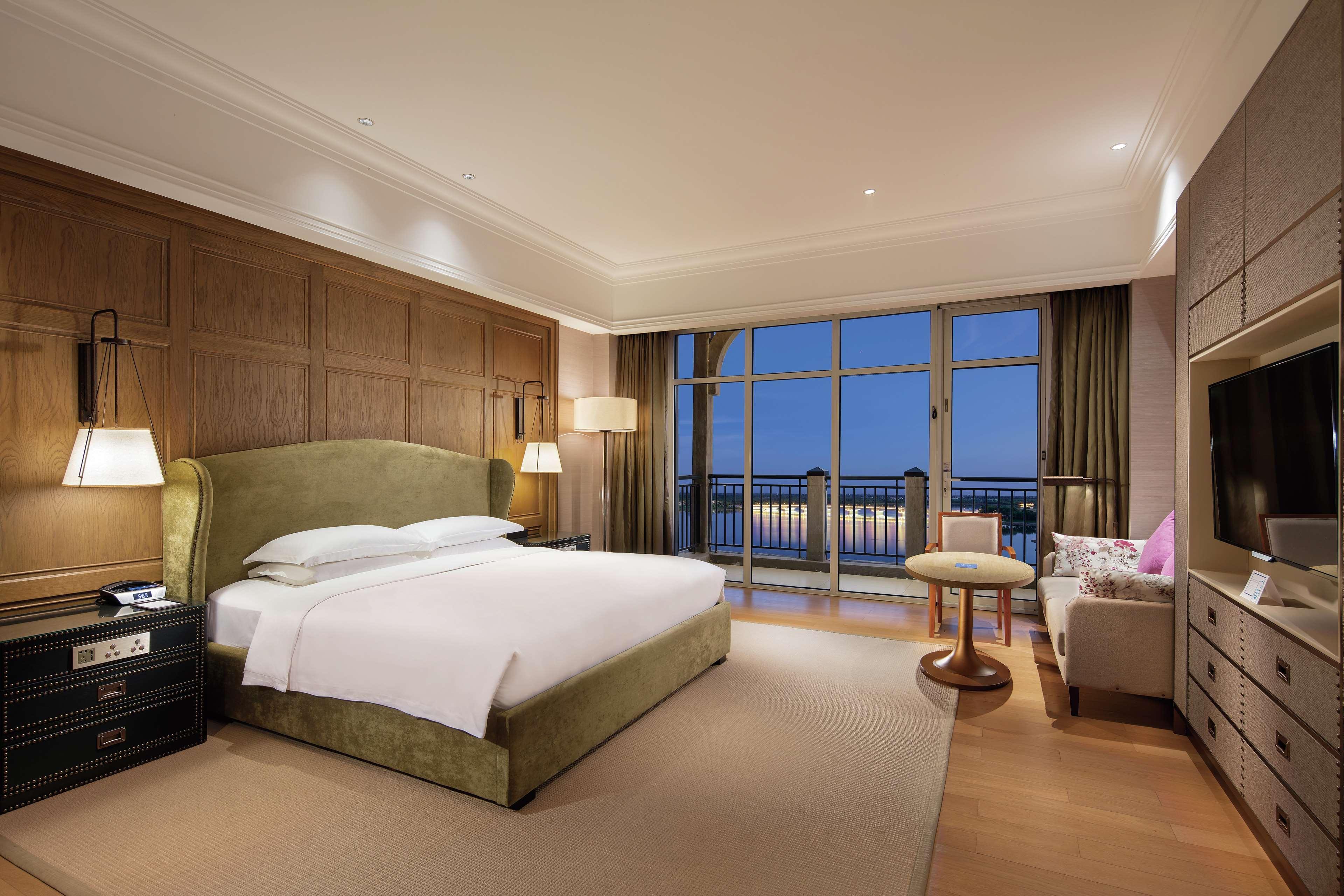Hilton Wenan Hotel Lang Phường Ngoại thất bức ảnh
