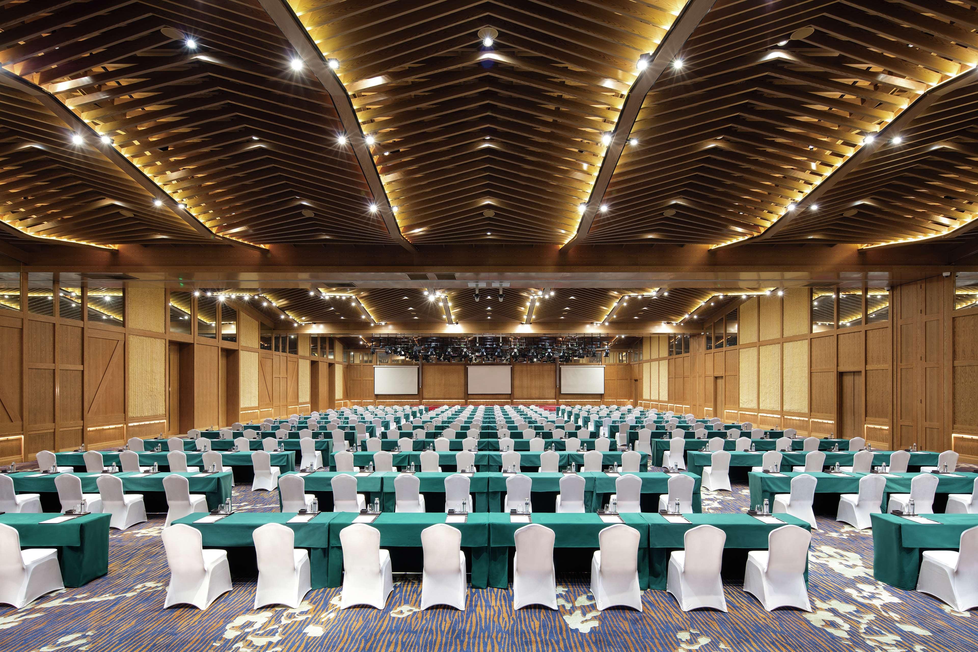 Hilton Wenan Hotel Lang Phường Ngoại thất bức ảnh